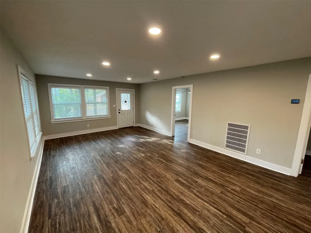 503 Byrne Street Smithville, TX 78957
