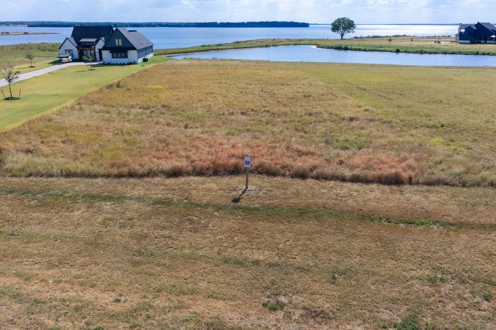 425 Sailview Court Honey Grove, TX 75446
