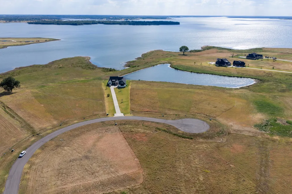 425 Sailview Court Honey Grove, TX 75446