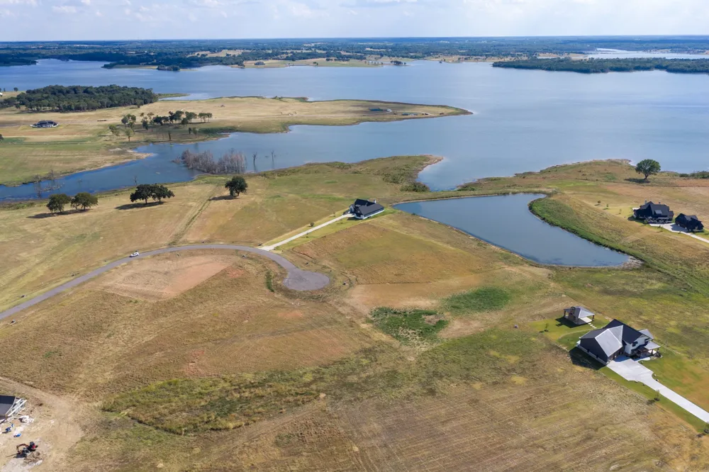 425 Sailview Court Honey Grove, TX 75446