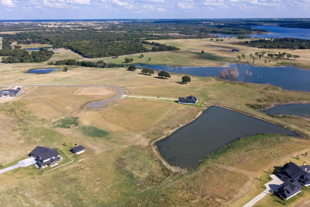 425 Sailview Court Honey Grove, TX 75446