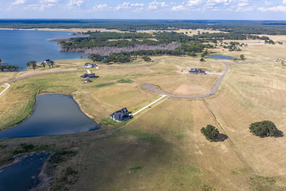 425 Sailview Court Honey Grove, TX 75446