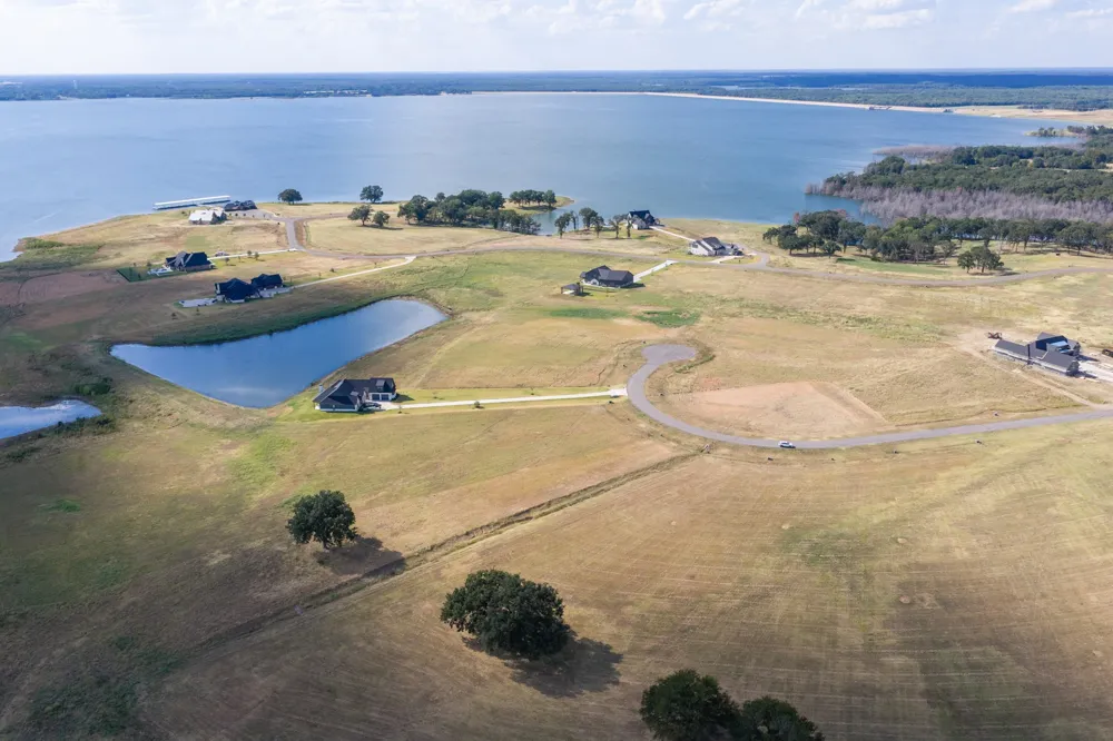 425 Sailview Court Honey Grove, TX 75446