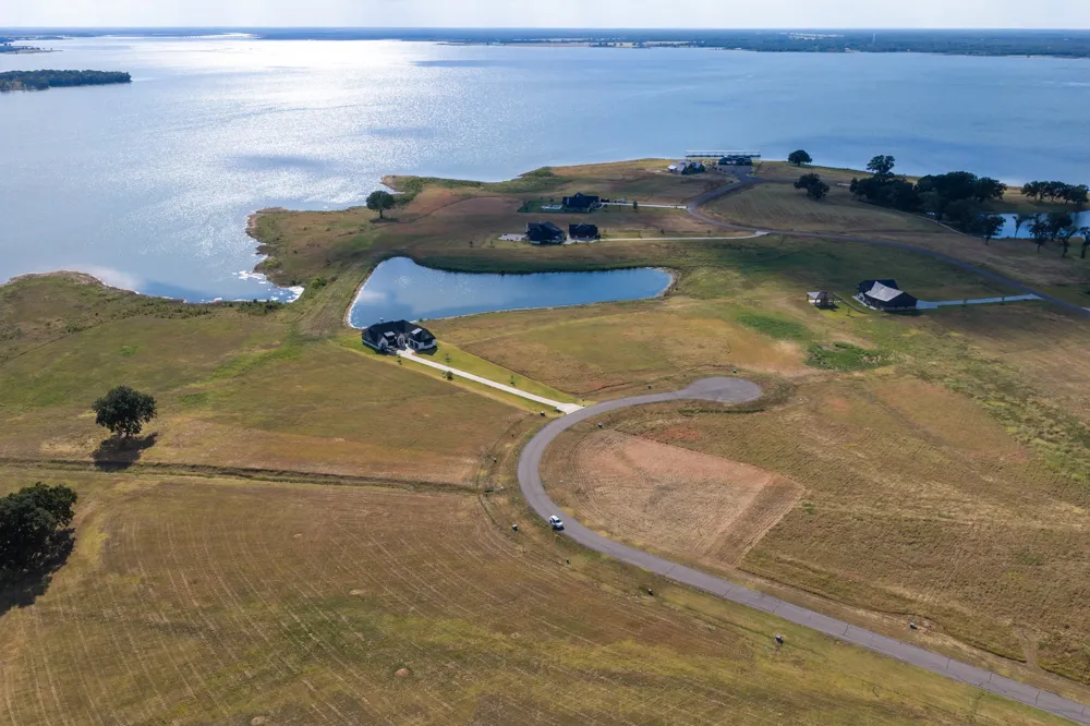 425 Sailview Court Honey Grove, TX 75446