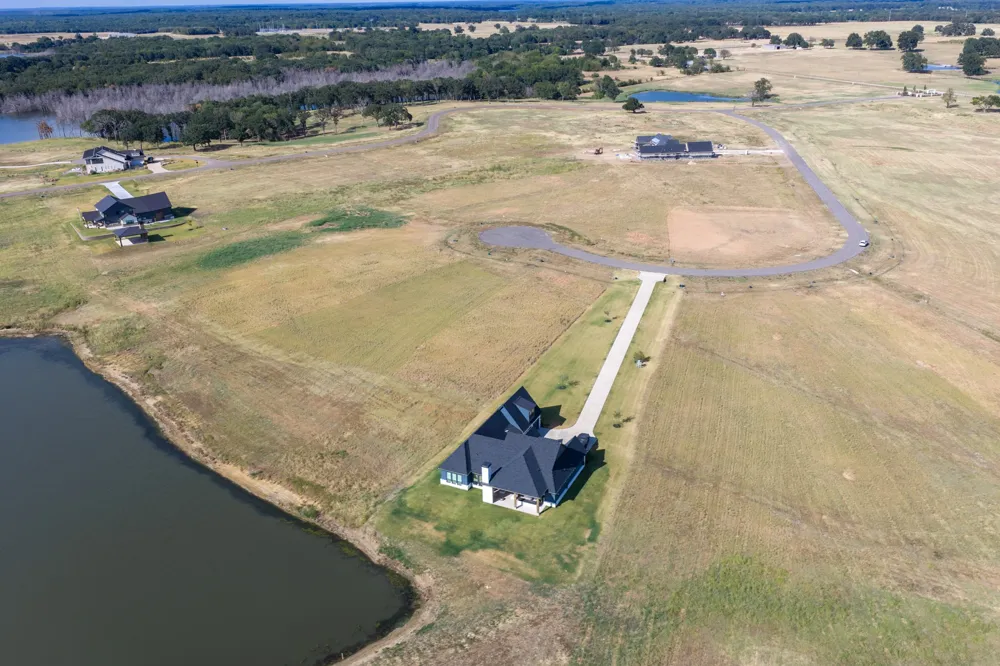 425 Sailview Court Honey Grove, TX 75446