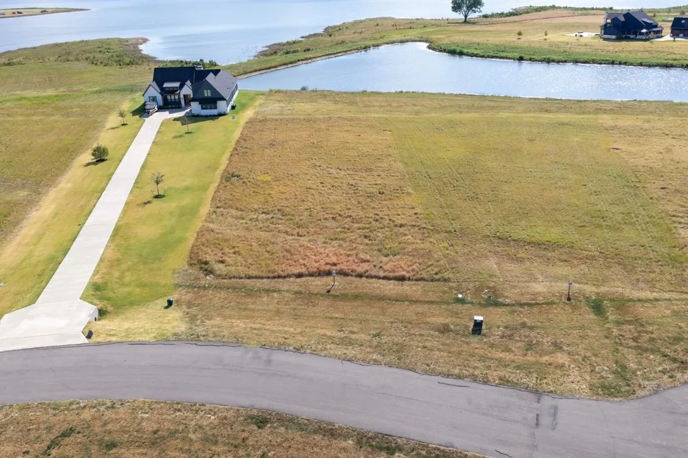 425 Sailview Court Honey Grove, TX 75446