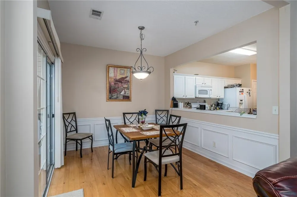 129 Regent Place Woodstock, GA 30188
