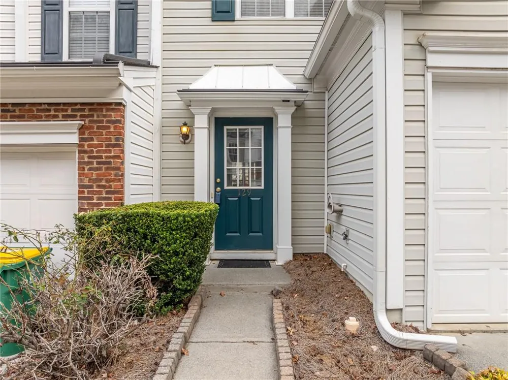 129 Regent Place Woodstock, GA 30188