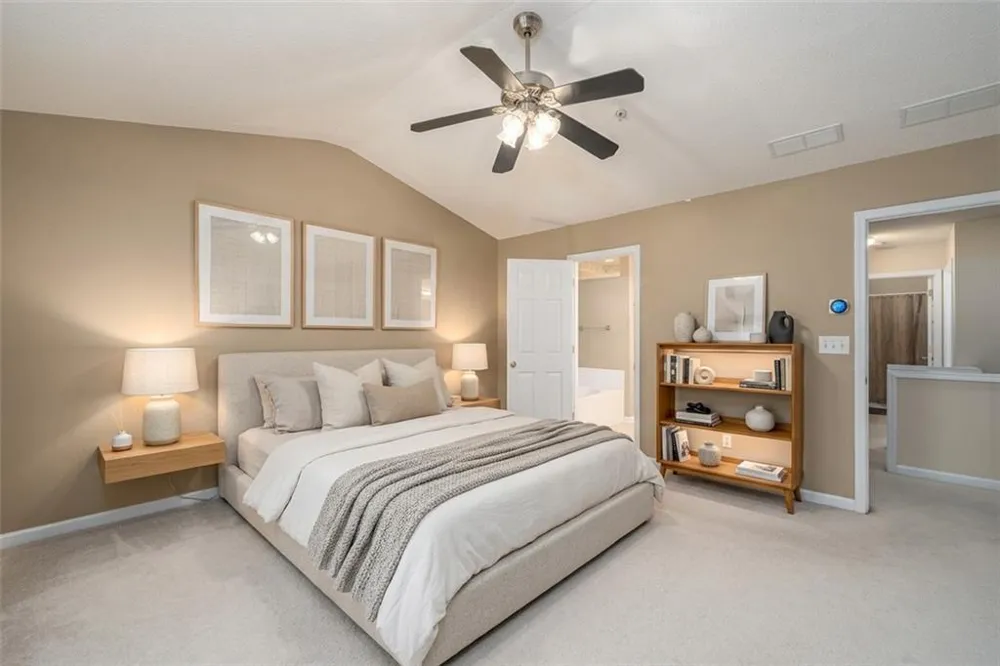 129 Regent Place Woodstock, GA 30188