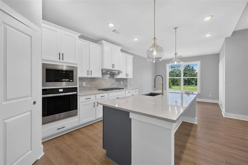 4779 E Reed Road Gainesville, GA 30507