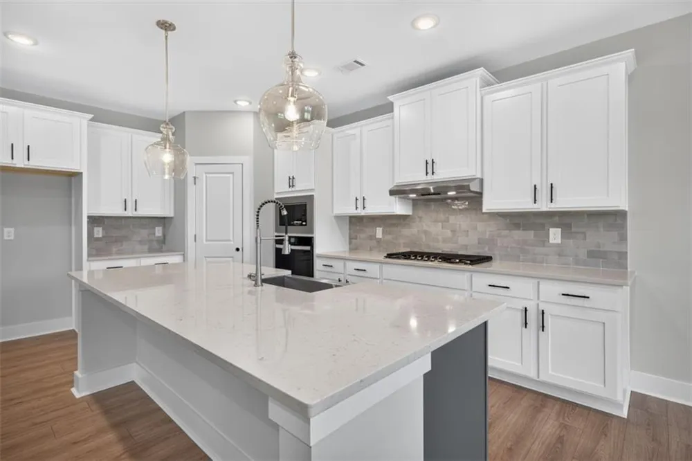 4779 E Reed Road Gainesville, GA 30507