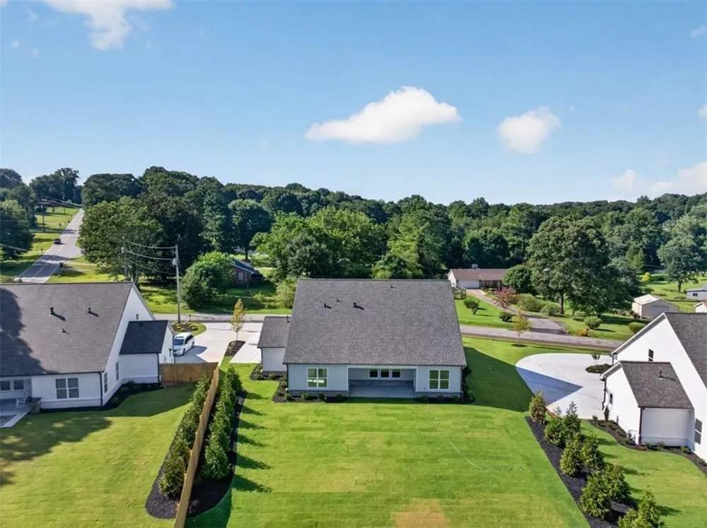 4779 E Reed Road Gainesville, GA 30507