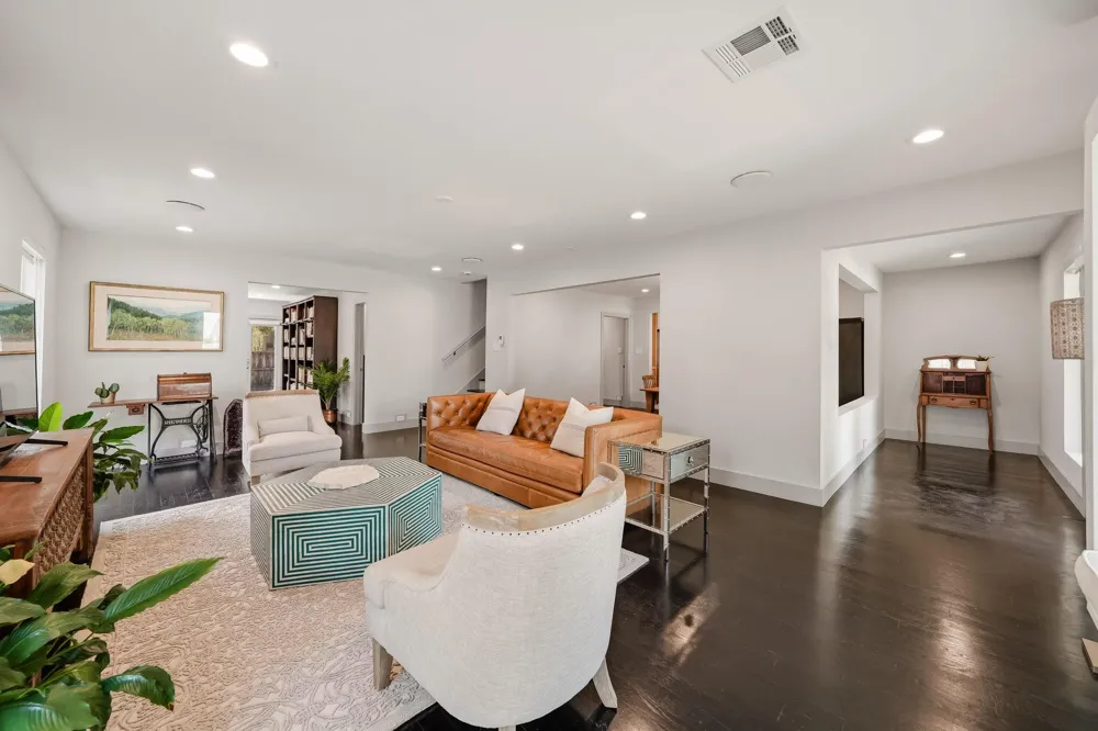 4374 Harvest Lane Houston, TX 77004