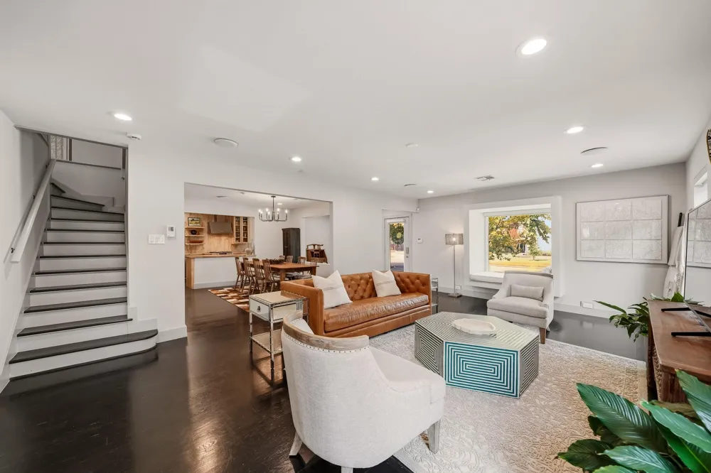 4374 Harvest Lane Houston, TX 77004