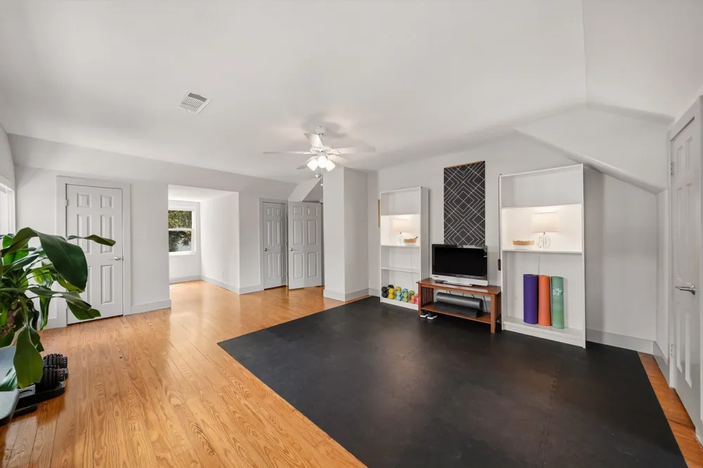 4374 Harvest Lane Houston, TX 77004