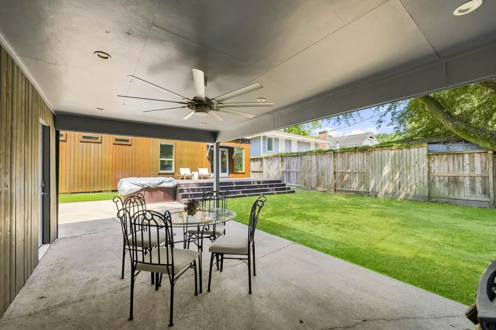 4374 Harvest Lane Houston, TX 77004