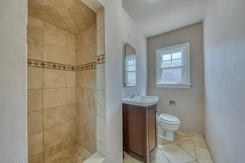 345 Homestead Avenue Salinas, CA 93901