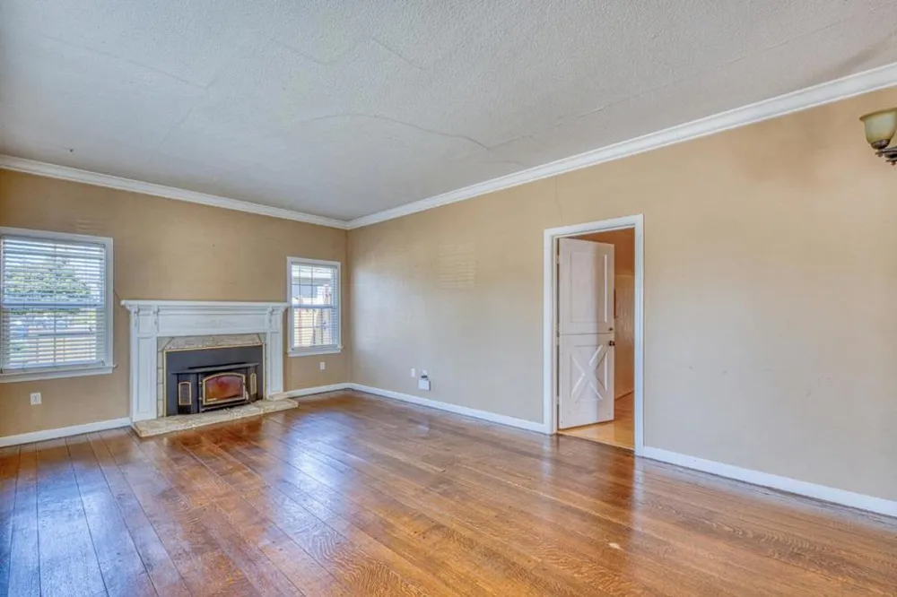 345 Homestead Avenue Salinas, CA 93901