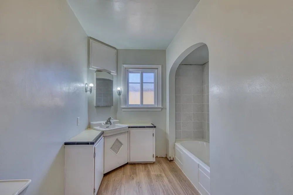 345 Homestead Avenue Salinas, CA 93901