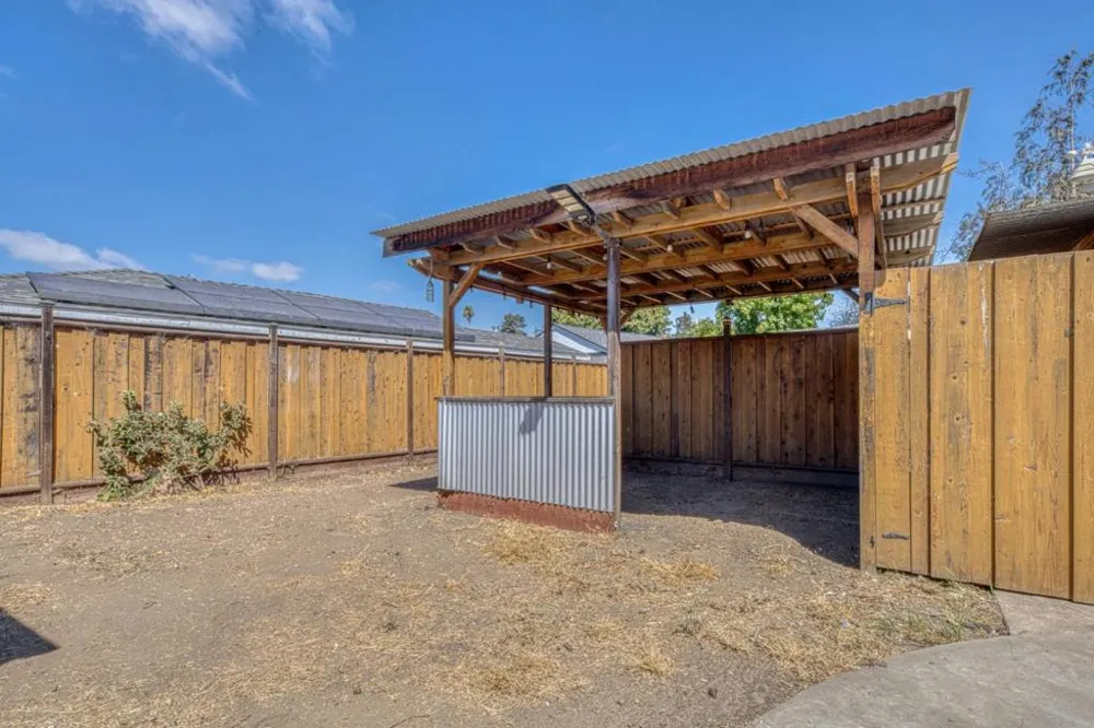 345 Homestead Avenue Salinas, CA 93901