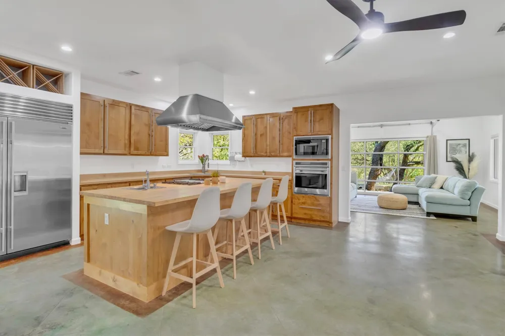 14245 FM 2769 ROAD Volente, TX 78641