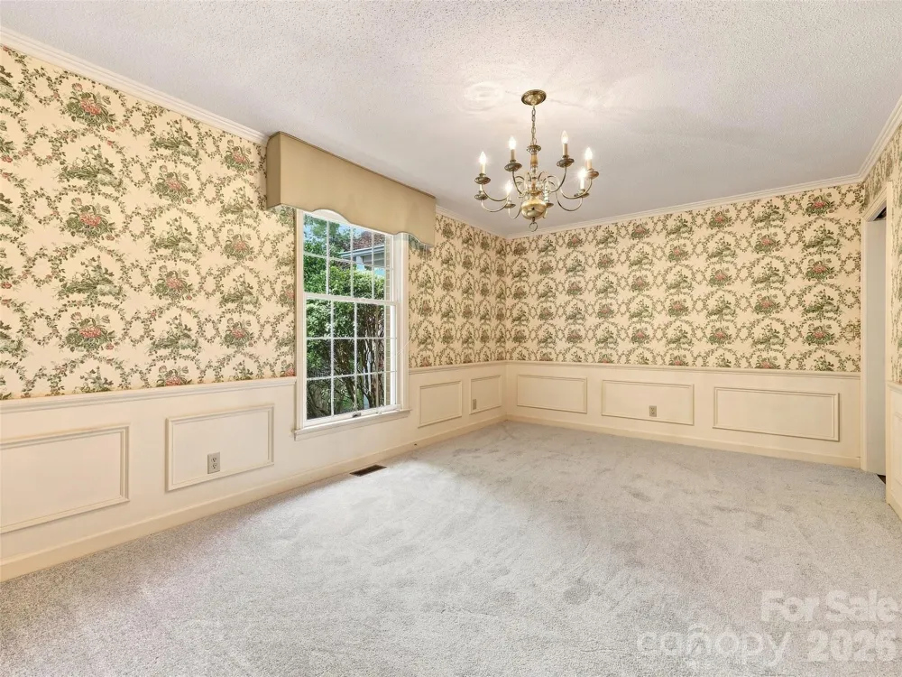12 Legendary Road Hendersonville, NC 28739