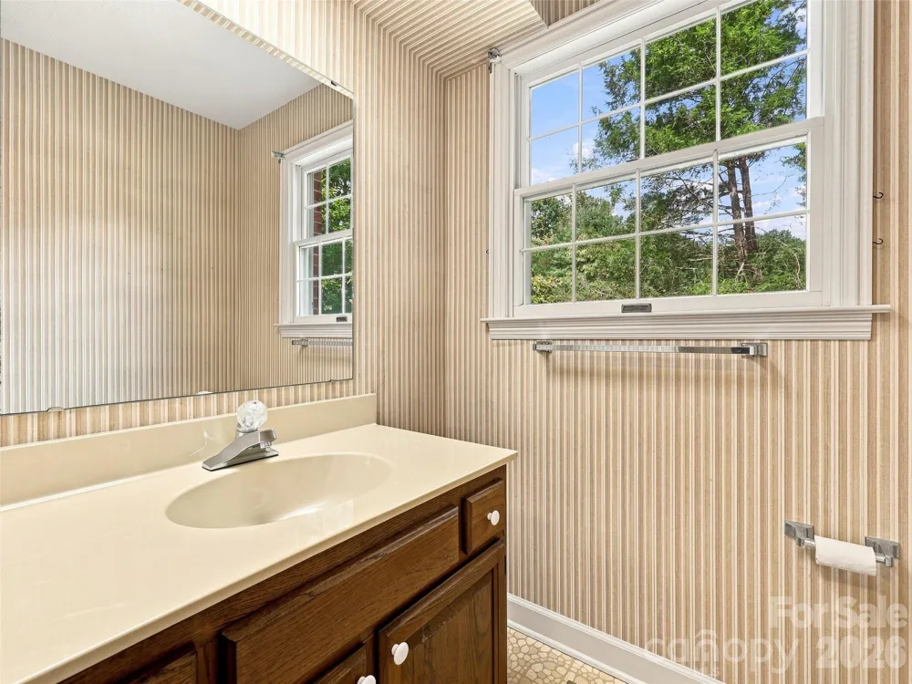 12 Legendary Road Hendersonville, NC 28739