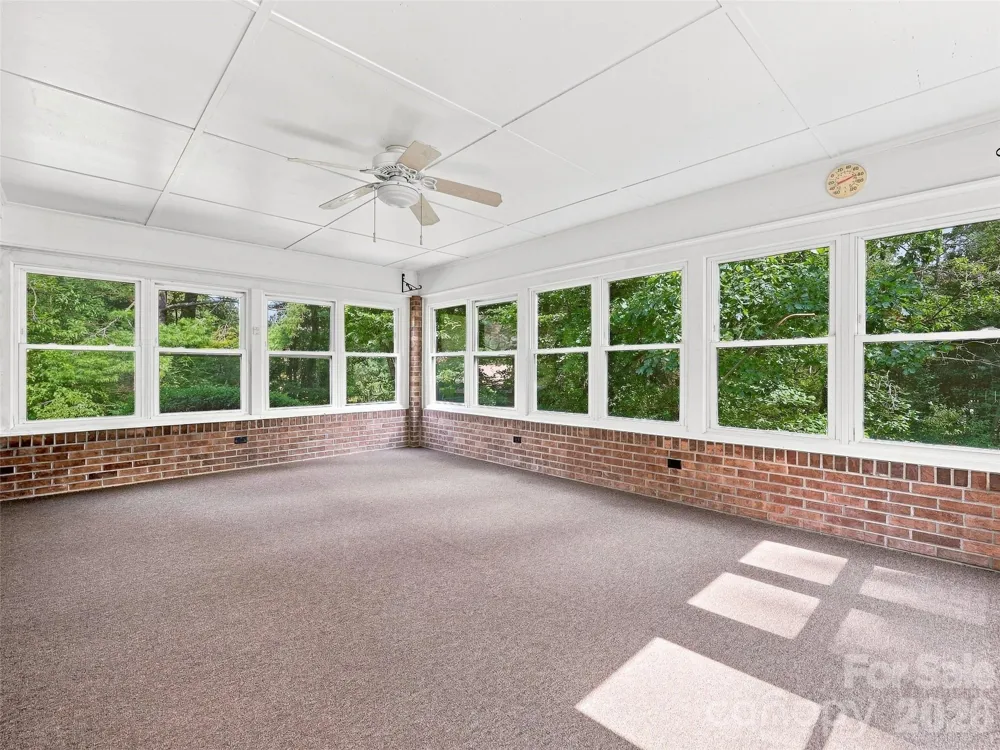 12 Legendary Road Hendersonville, NC 28739