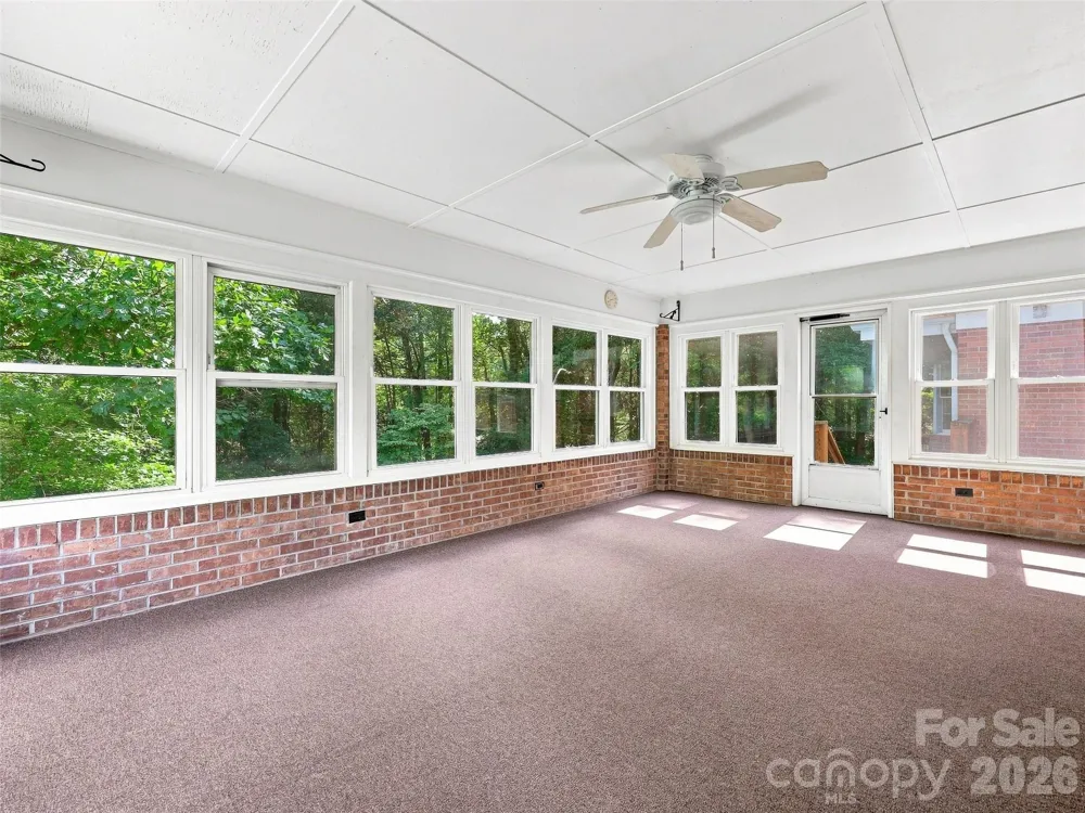 12 Legendary Road Hendersonville, NC 28739