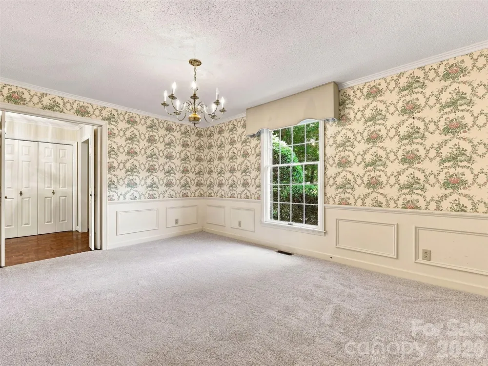 12 Legendary Road Hendersonville, NC 28739