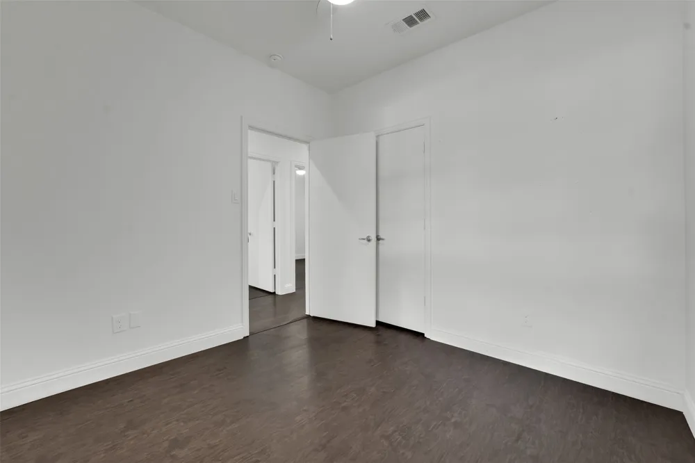 4902 Rimwood Drive Balch Springs, TX 75180