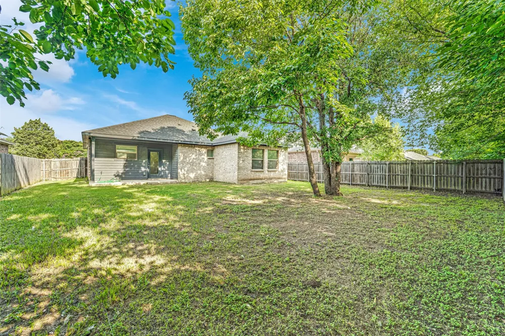4902 Rimwood Drive Balch Springs, TX 75180