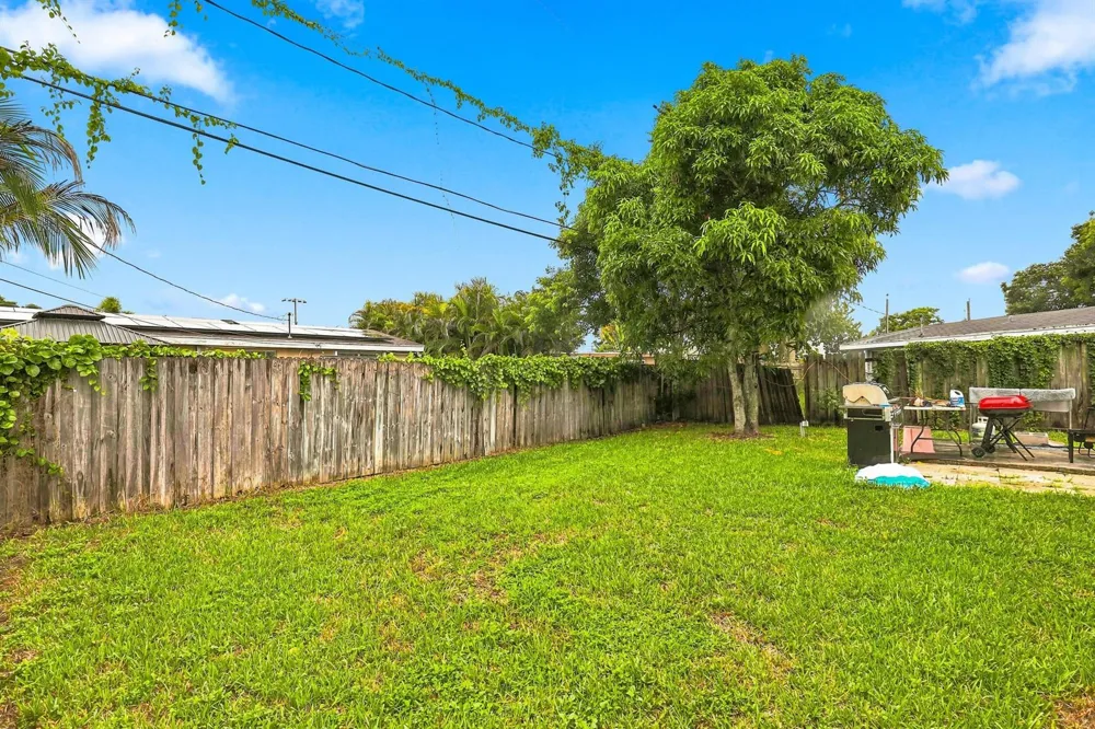 730 GARDENIA DRIVE Royal Palm Beach, FL 33411