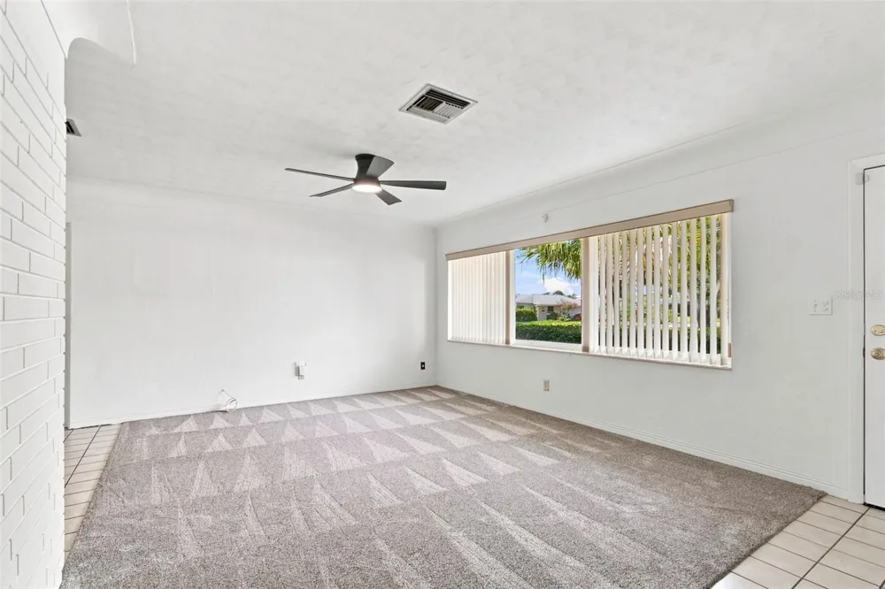 2101 WINCHESTER ROAD St Petersburg, FL 33710