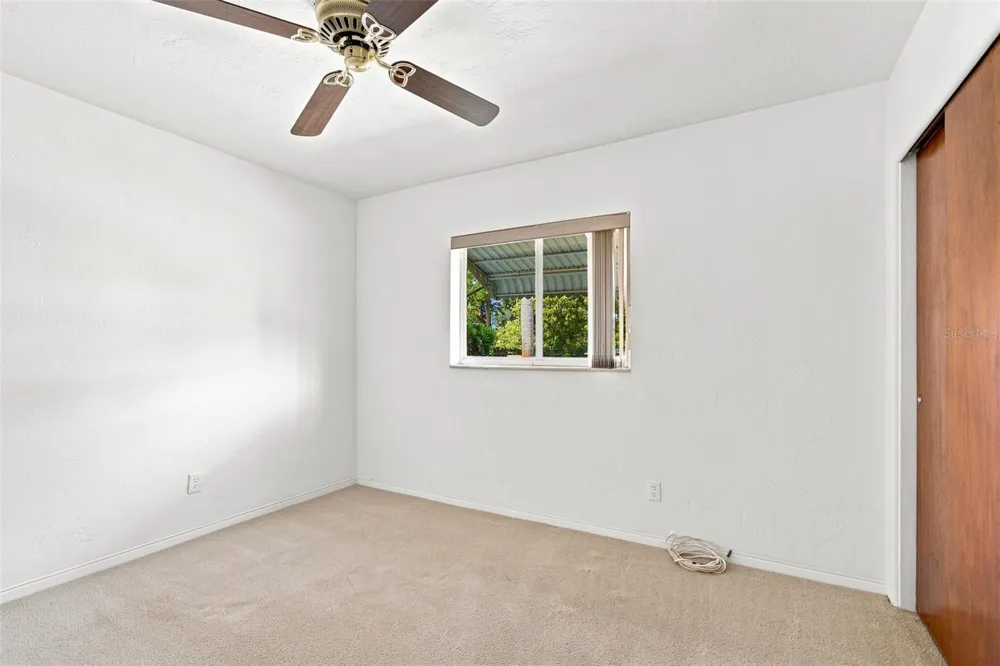 2101 WINCHESTER ROAD St Petersburg, FL 33710