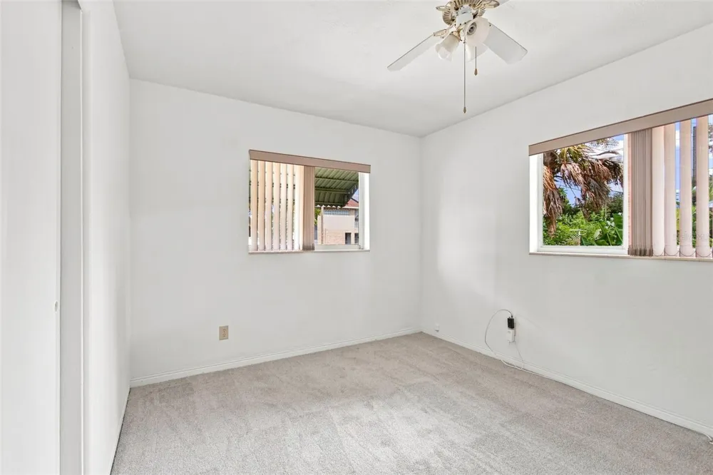 2101 WINCHESTER ROAD St Petersburg, FL 33710