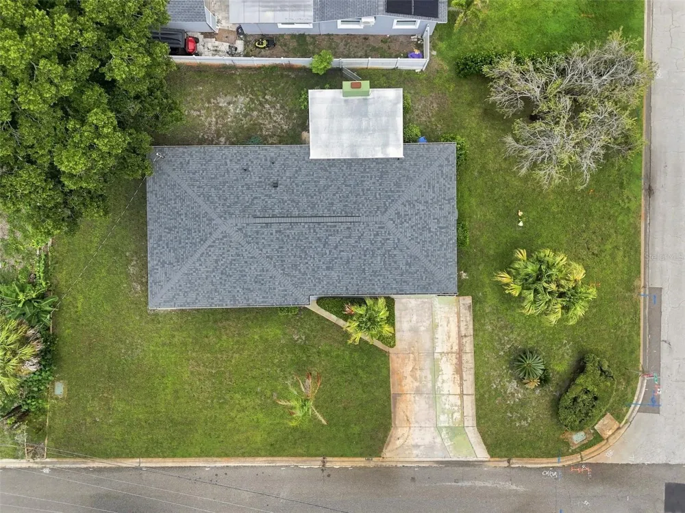 2101 WINCHESTER ROAD St Petersburg, FL 33710