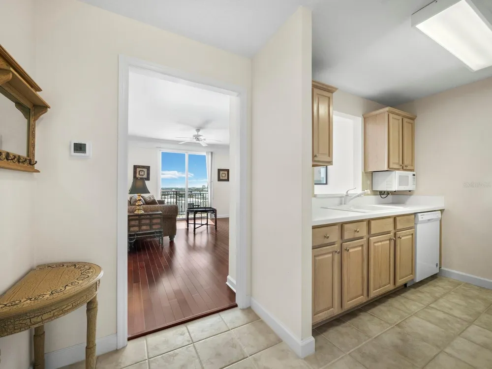 750 TAMIAMI TRAIL #906 Sarasota, FL 34236