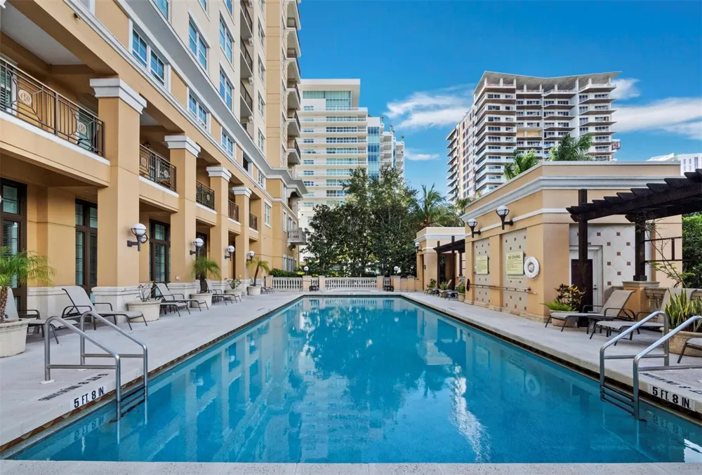750 TAMIAMI TRAIL #906 Sarasota, FL 34236