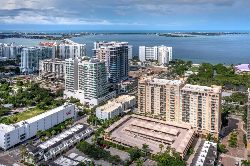 750 TAMIAMI TRAIL #906 Sarasota, FL 34236