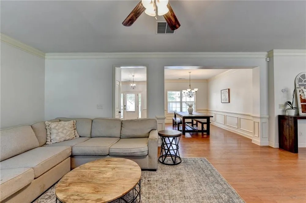 5691 Crest Hill Drive Buford, GA 30518