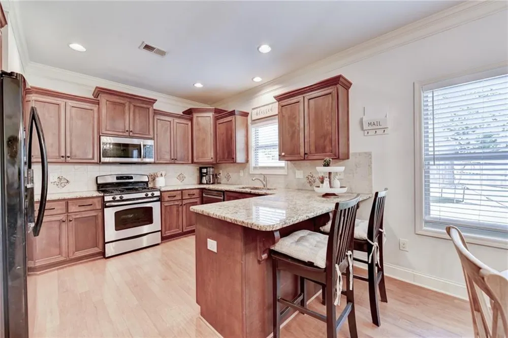 5691 Crest Hill Drive Buford, GA 30518