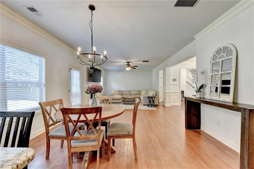 5691 Crest Hill Drive Buford, GA 30518