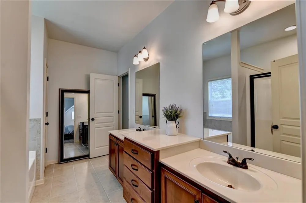 5691 Crest Hill Drive Buford, GA 30518