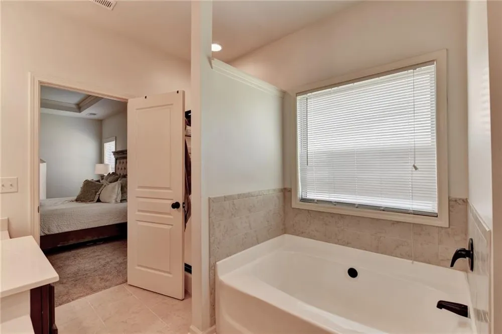 5691 Crest Hill Drive Buford, GA 30518
