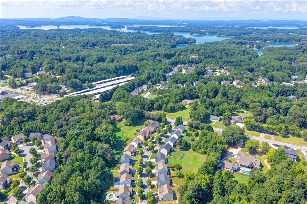 5691 Crest Hill Drive Buford, GA 30518