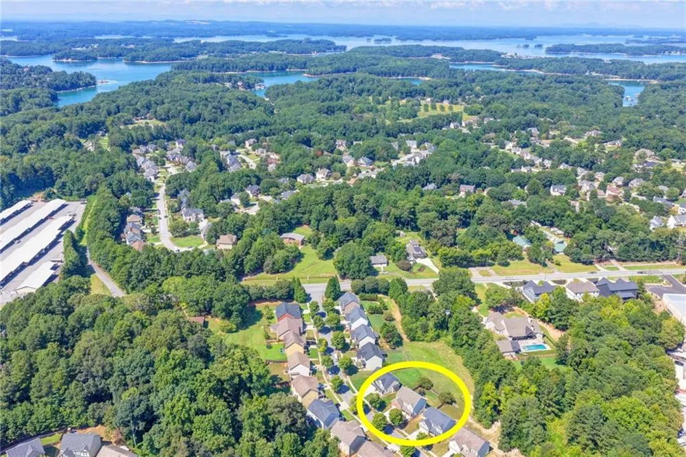 5691 Crest Hill Drive Buford, GA 30518