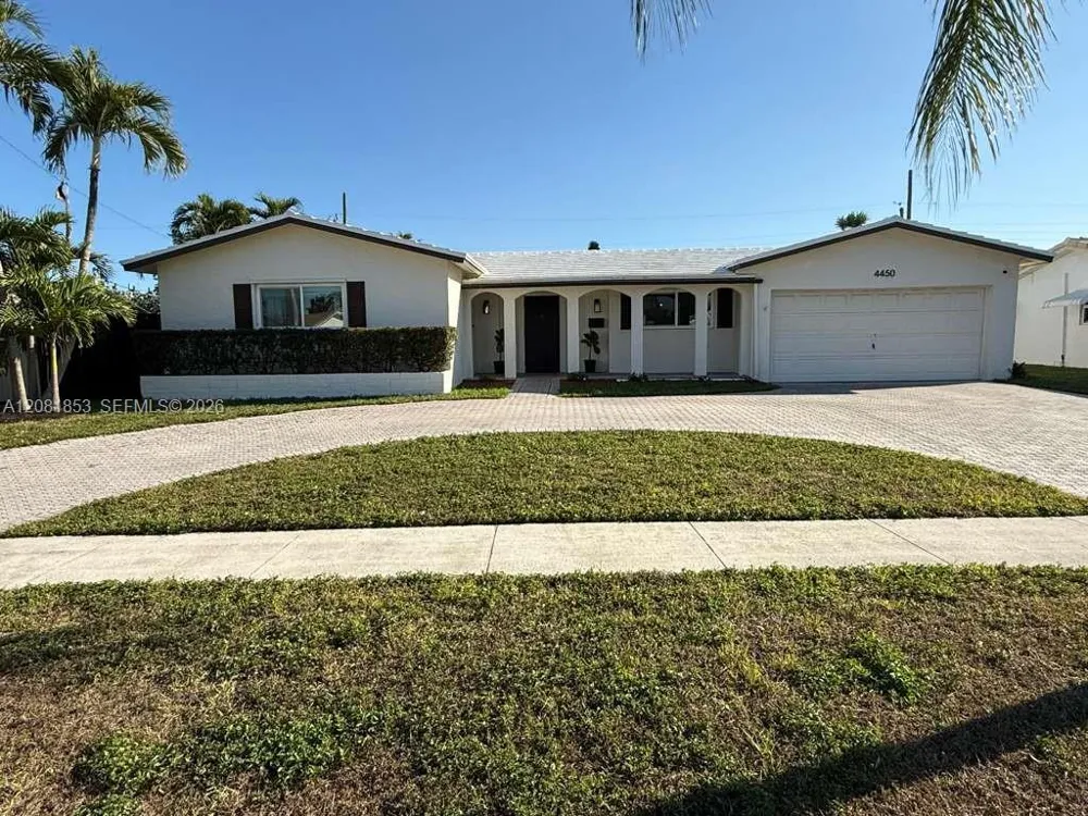 4450 NW 9th St Coconut Creek, FL 33066