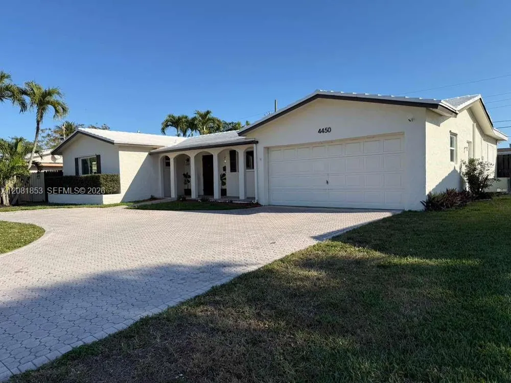 4450 NW 9th St Coconut Creek, FL 33066