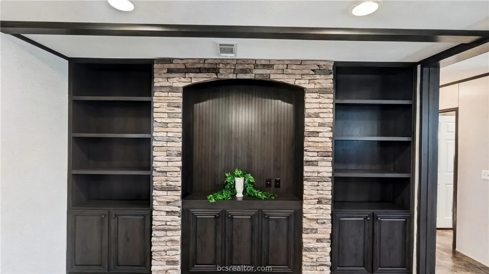 409 Birch Hill Lane Somerville, TX 77879